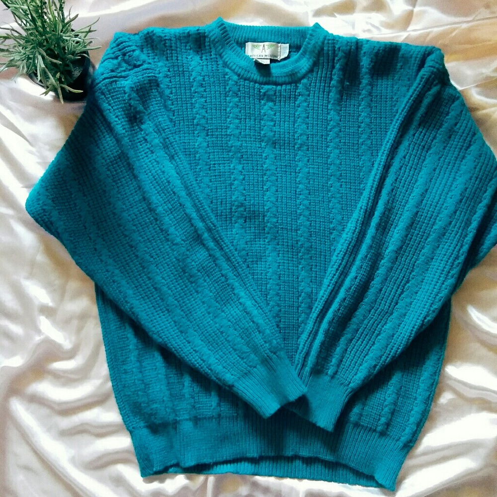 Vintage 1980s loosely fit sweater 🐝